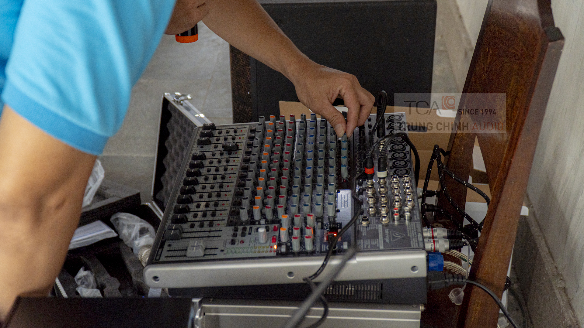 Sửa chữa và bảo trì bộ dàn âm thanh hội trường nhà thờ Mai Khôi, HCM